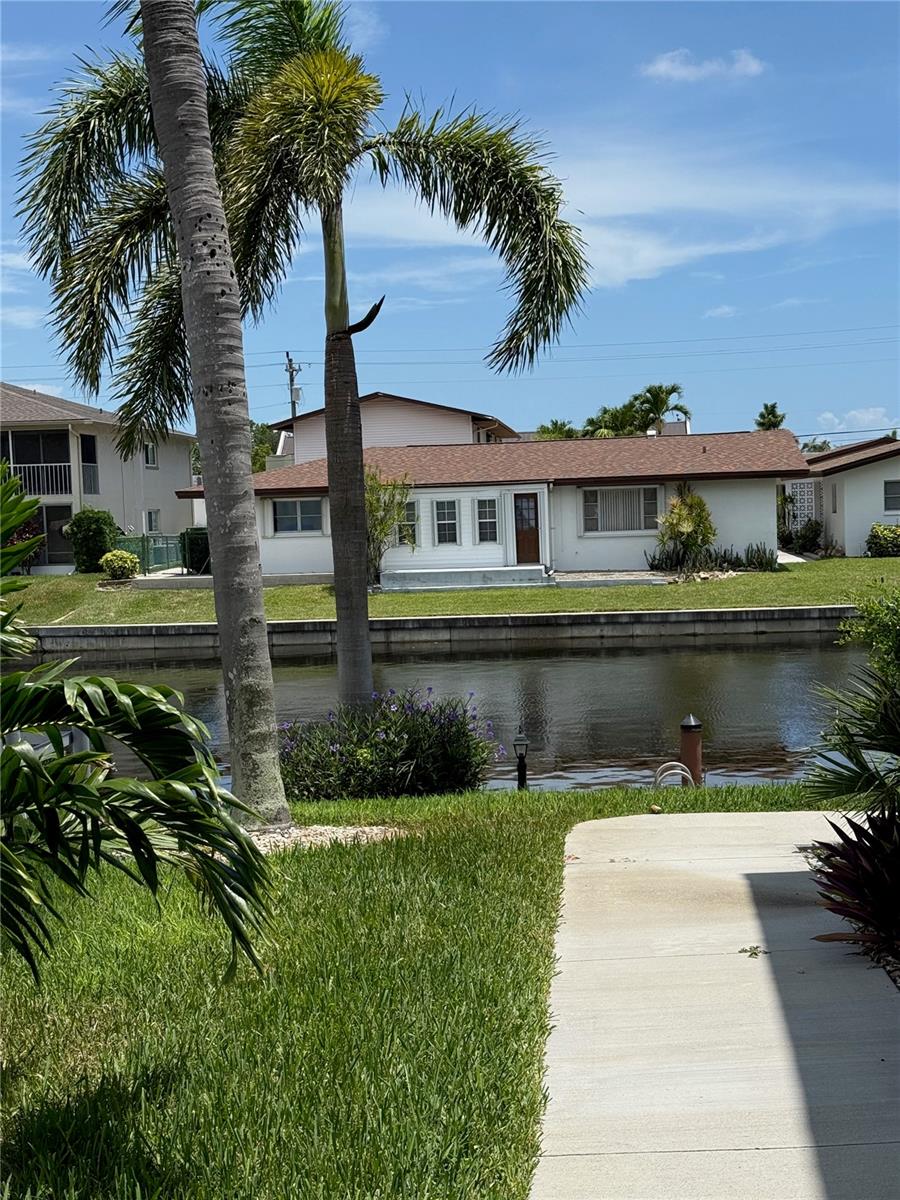 Image 5 of 41 For 1220 46th Street 101