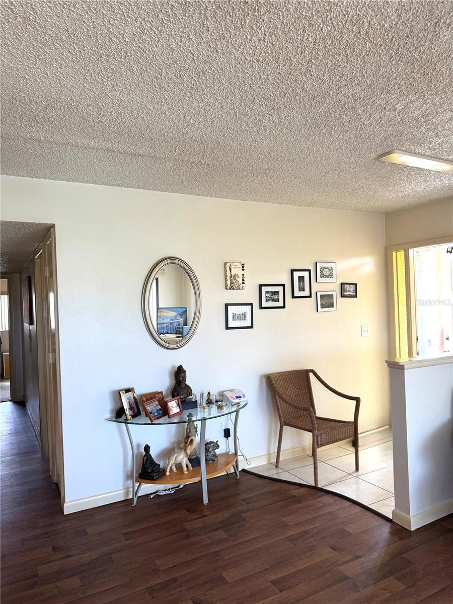 Image 6 of 41 For 1220 46th Street 101
