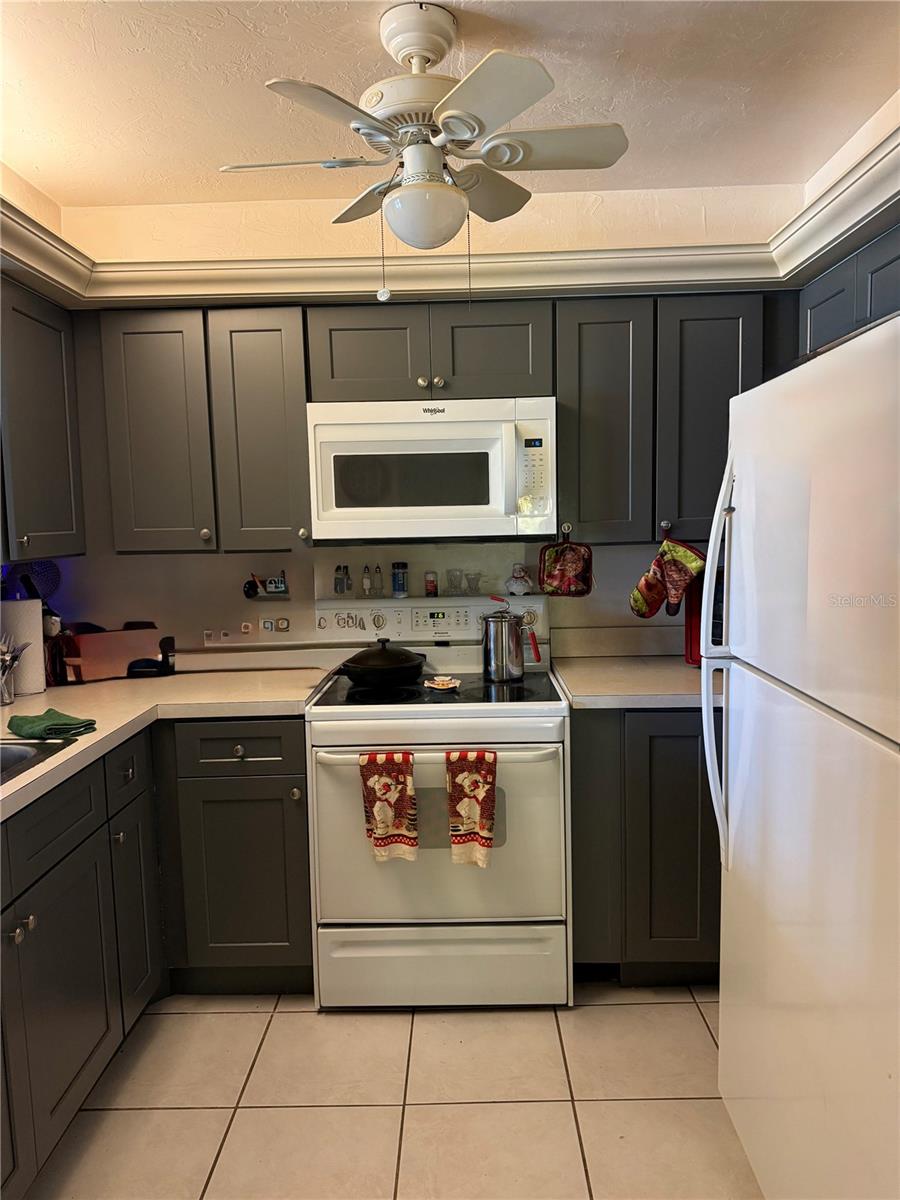 Image 8 of 41 For 1220 46th Street 101