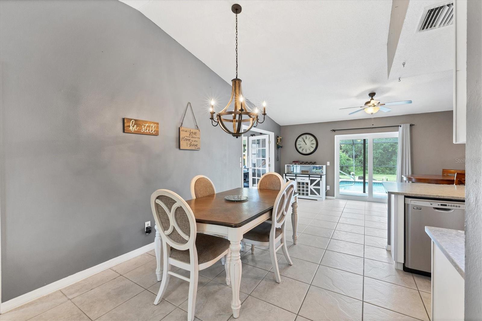 Image 11 of 42 For 825 Calvert Avenue Nw