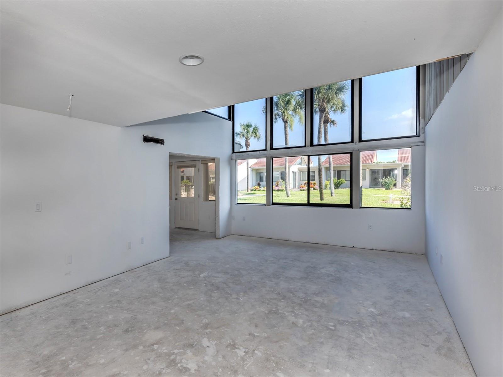 Image 10 of 60 For 500 Park Boulevard S 103