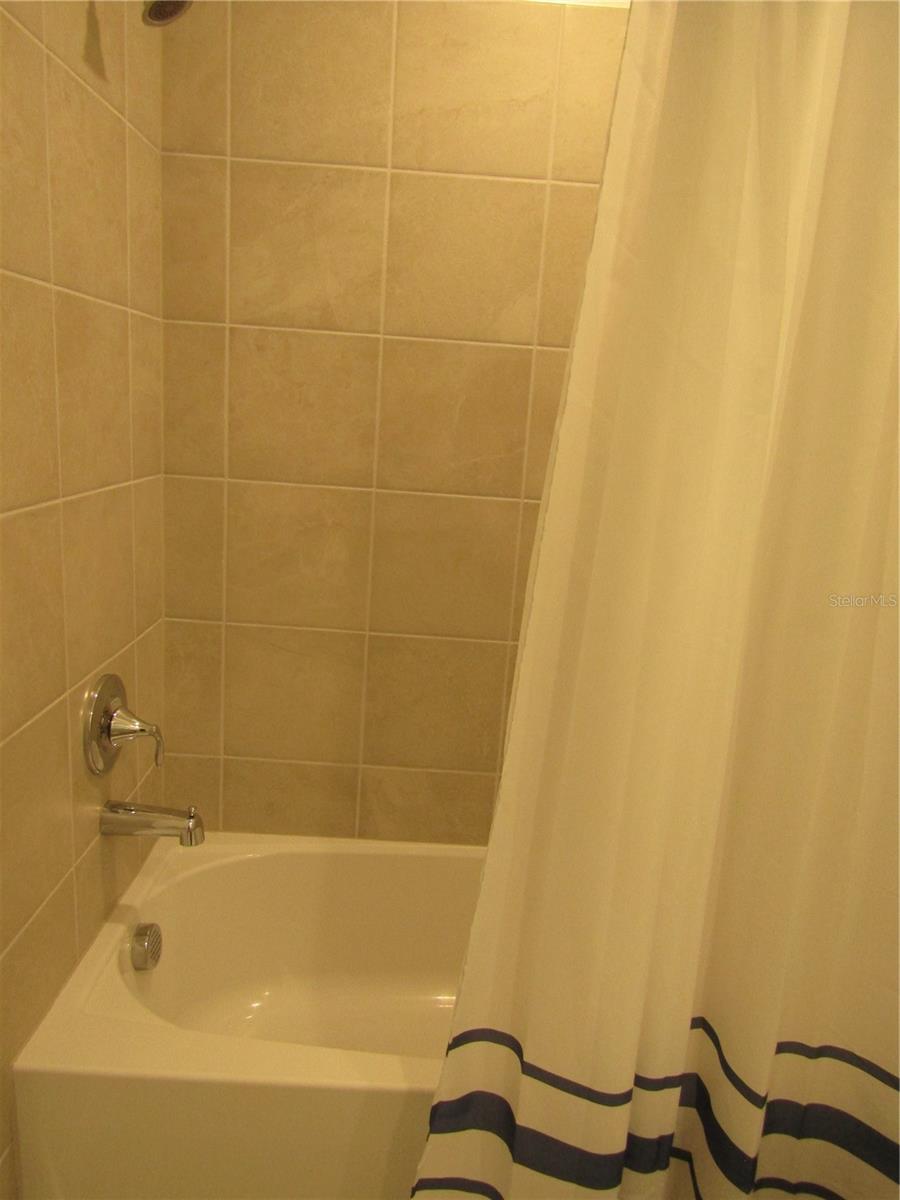 Image 20 of 23 For 17505 Opal Sand Drive 107