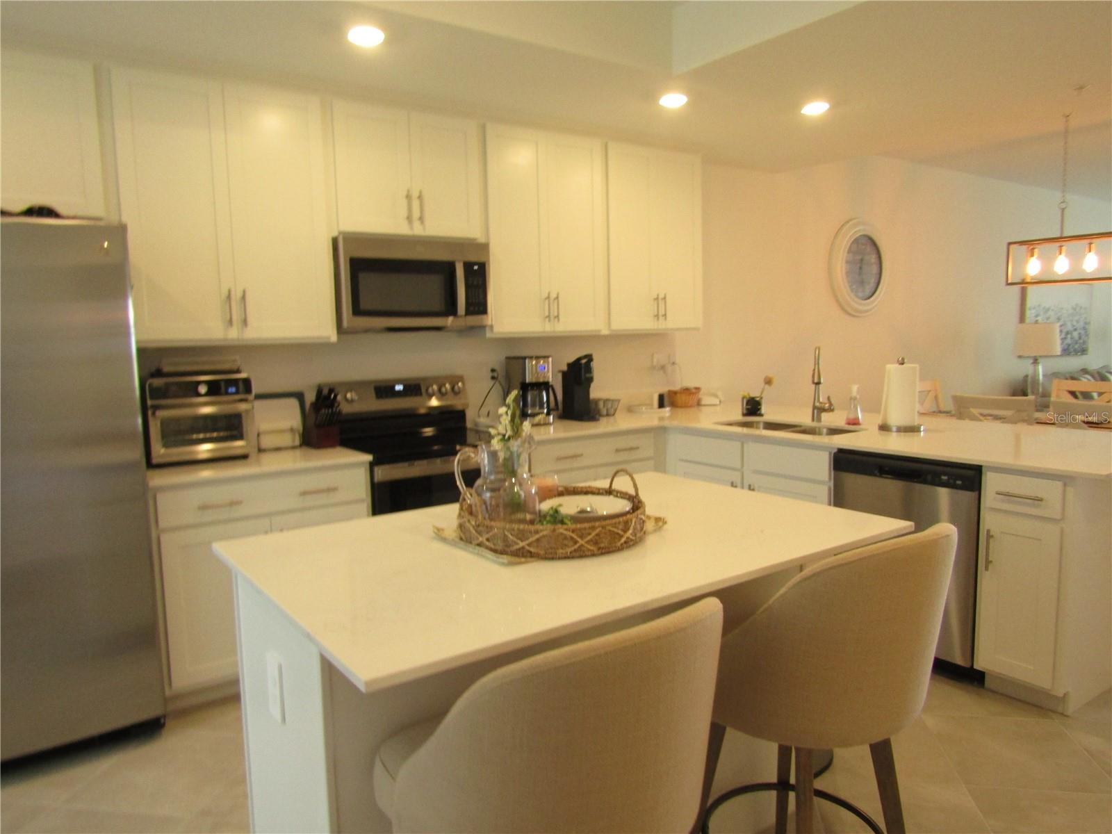 Image 4 of 23 For 17505 Opal Sand Drive 107
