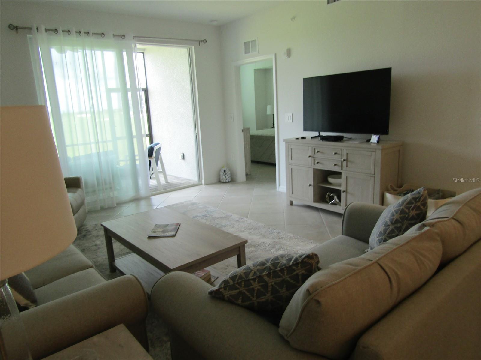 Image 9 of 23 For 17505 Opal Sand Drive 107