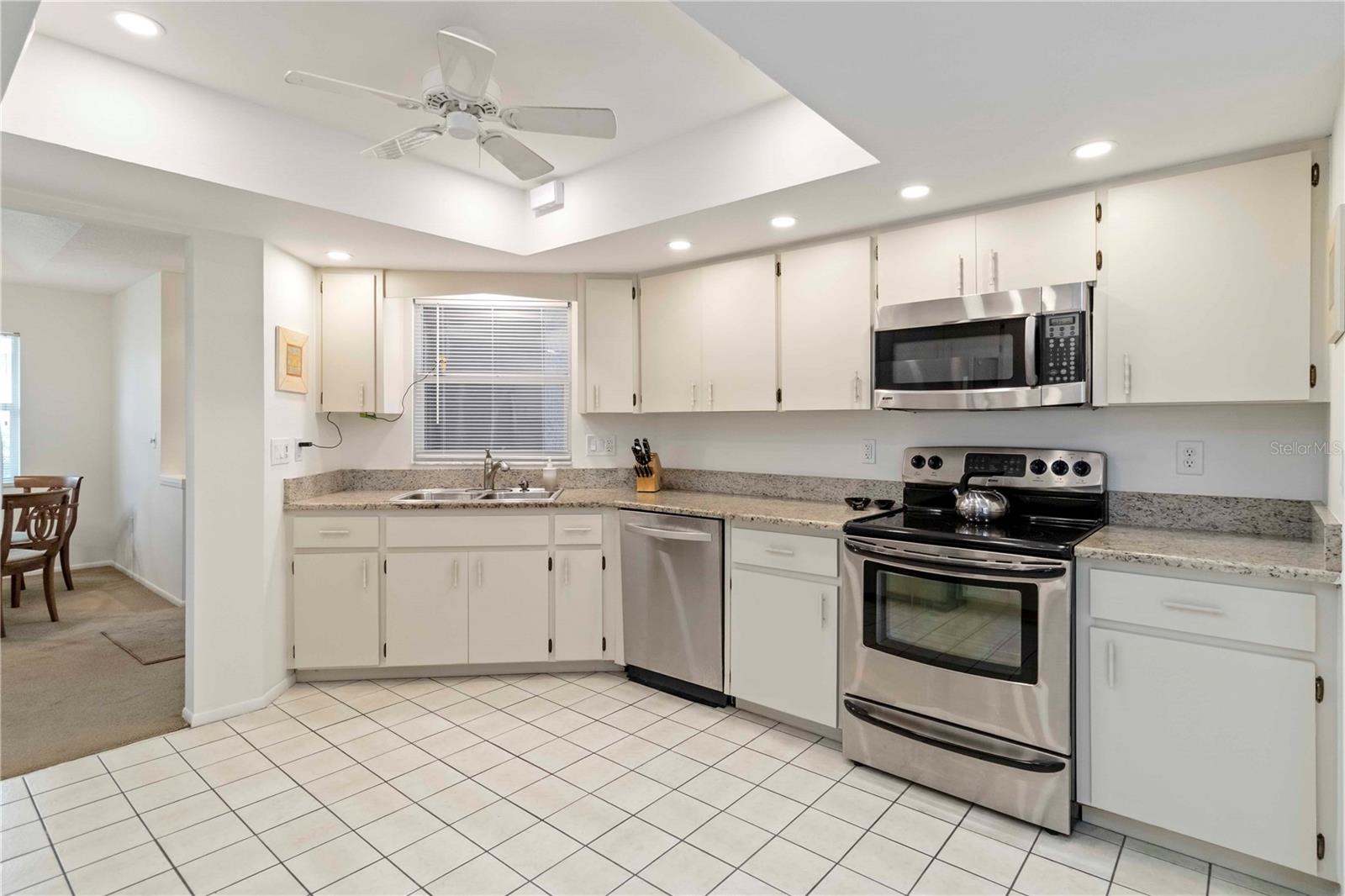Image 13 of 38 For 804 Bayport Circle
