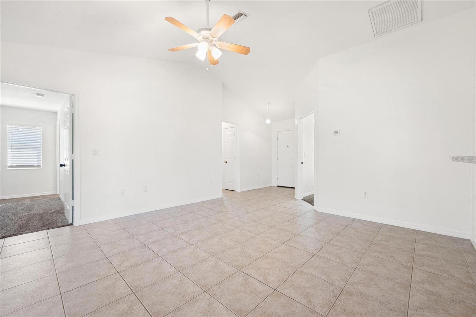 Image 11 of 34 For 662 Flamingo Road