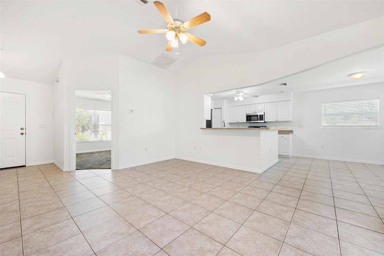 Image 13 of 34 For 662 Flamingo Road