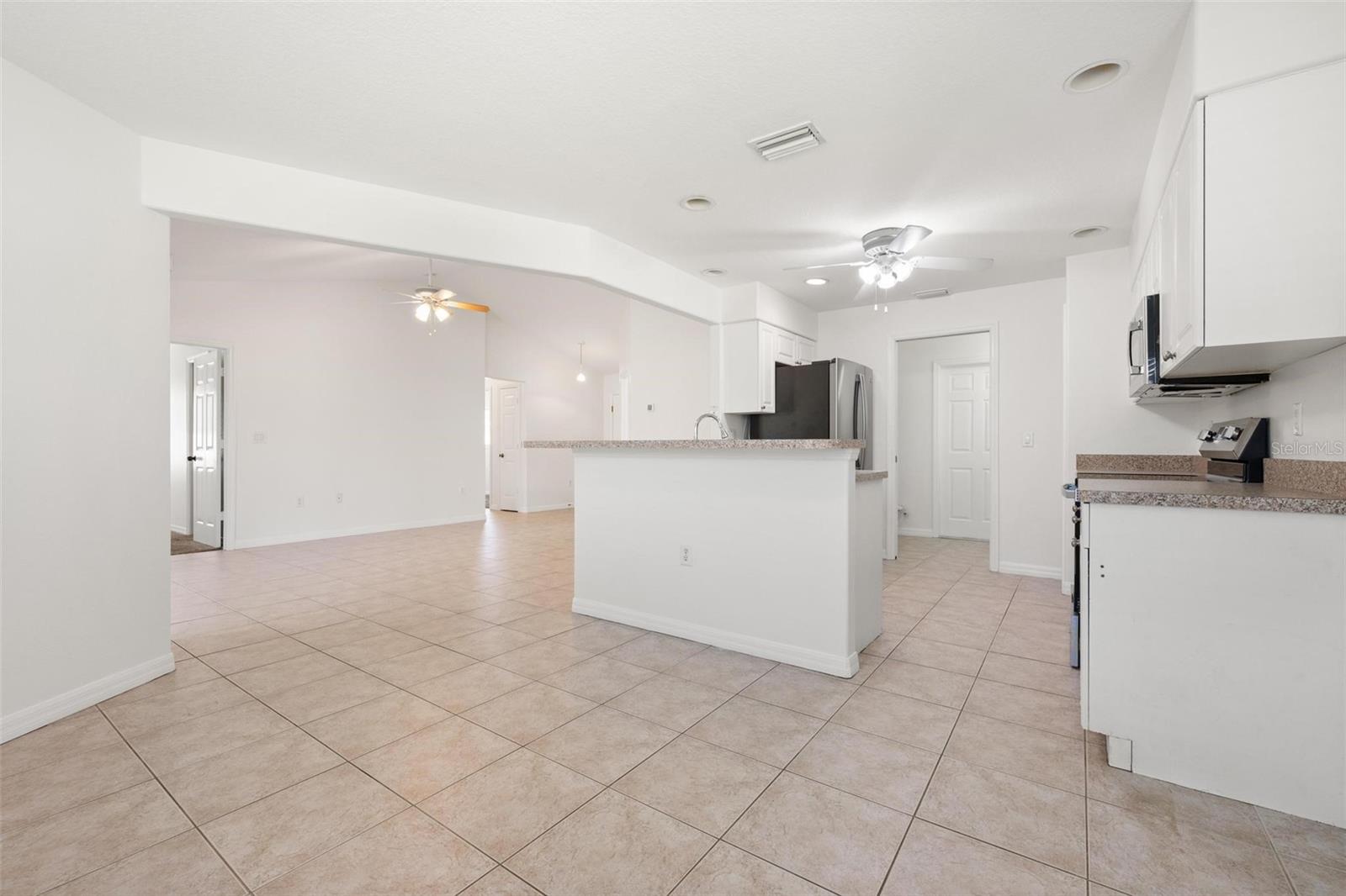 Image 19 of 34 For 662 Flamingo Road