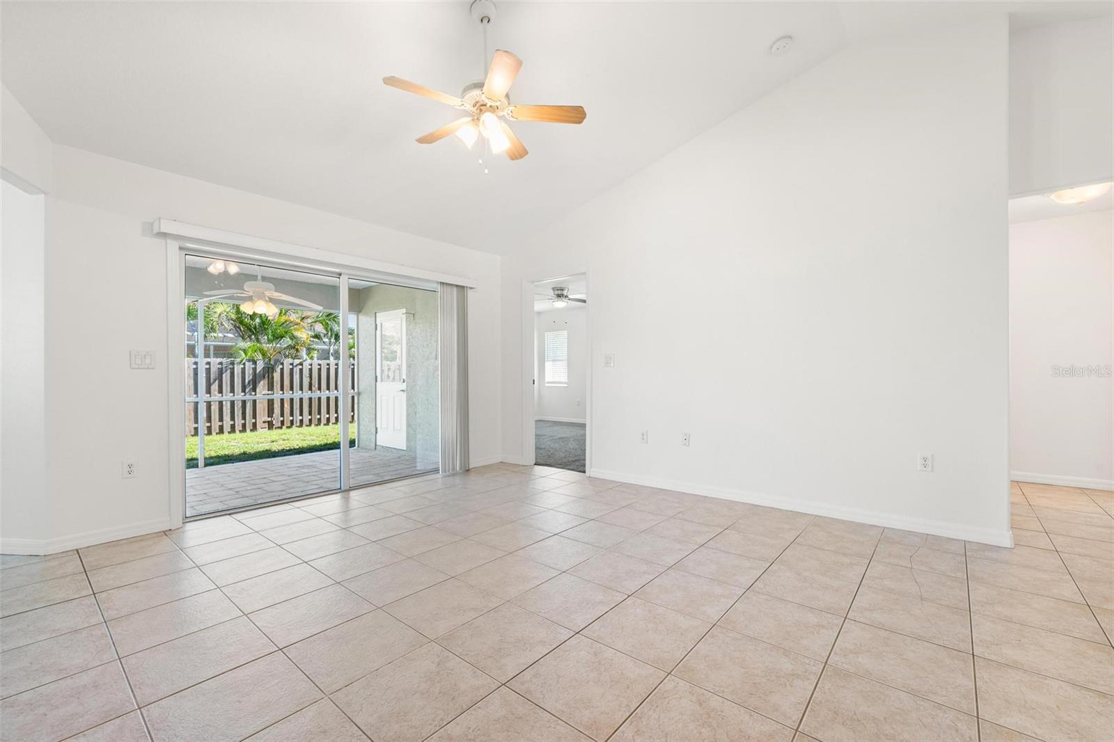 Image 9 of 34 For 662 Flamingo Road