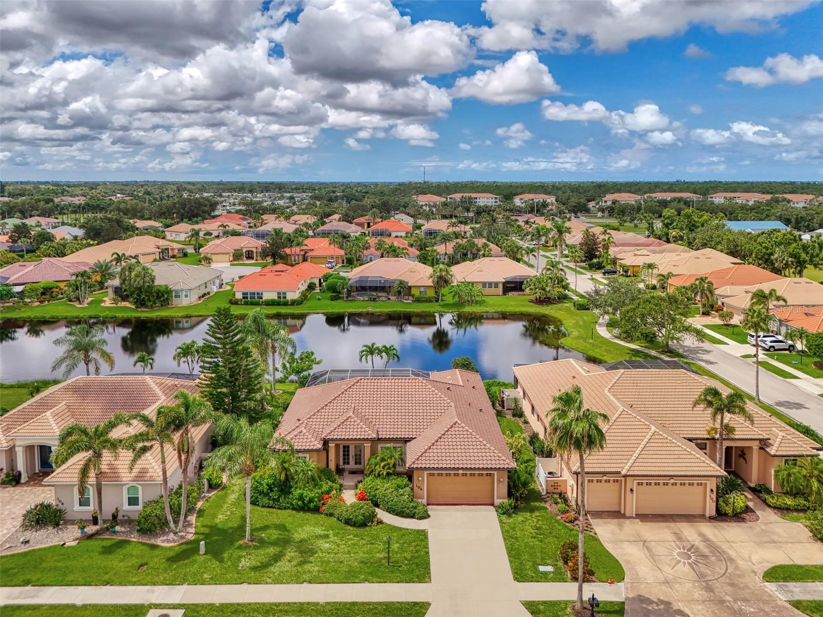 Image 2 of 55 For 104 La Palma Court