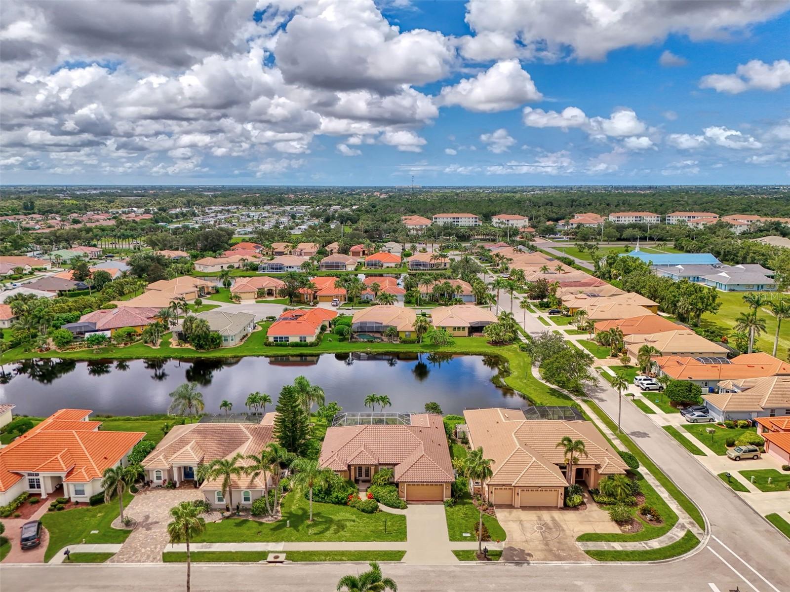 Image 3 of 55 For 104 La Palma Court