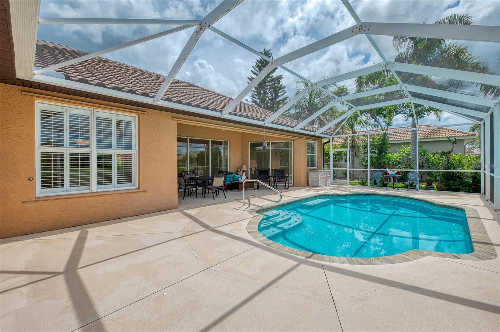 Image 44 of 55 For 104 La Palma Court