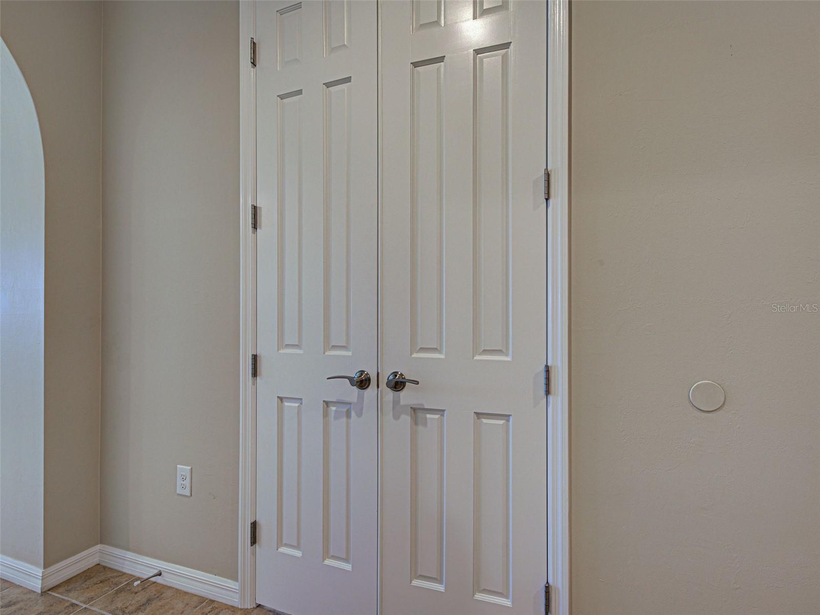 Image 13 of 100 For 13900 Miranese Street