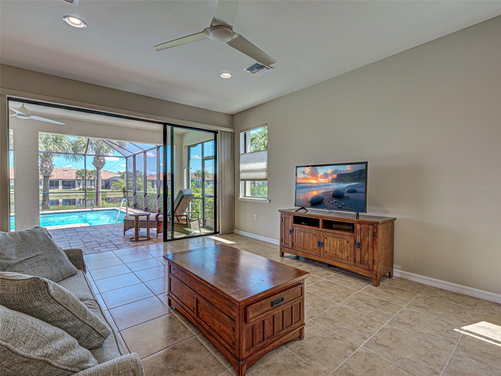 Image 19 of 100 For 13900 Miranese Street