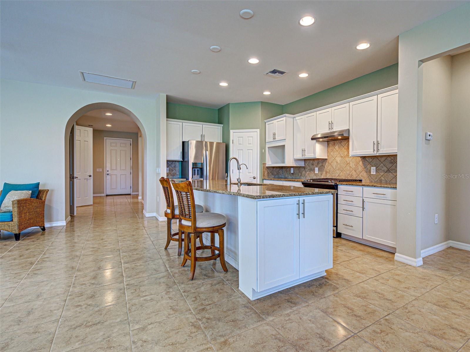 Image 24 of 100 For 13900 Miranese Street