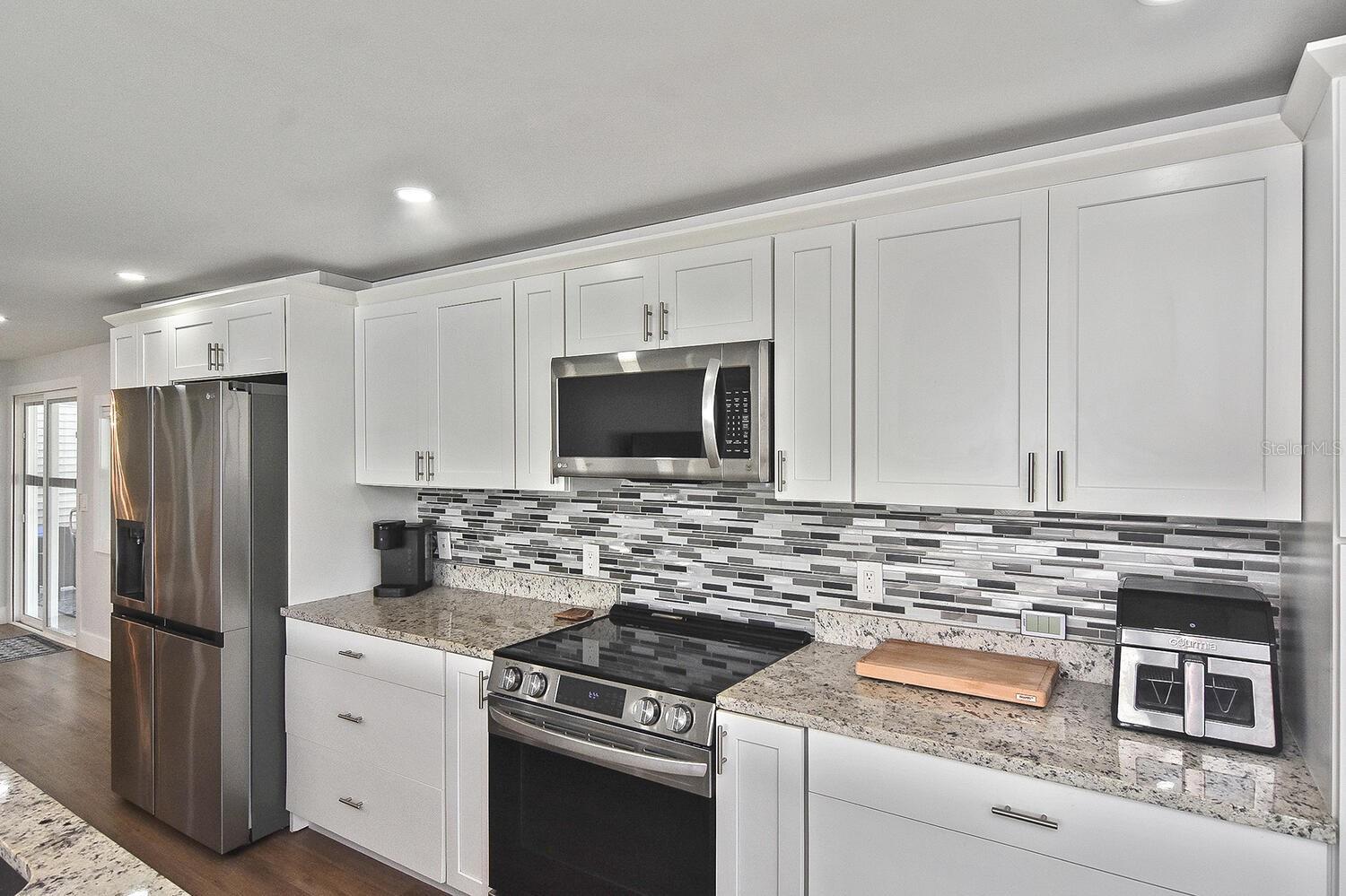 Image 10 of 73 For 6472 Keena Court