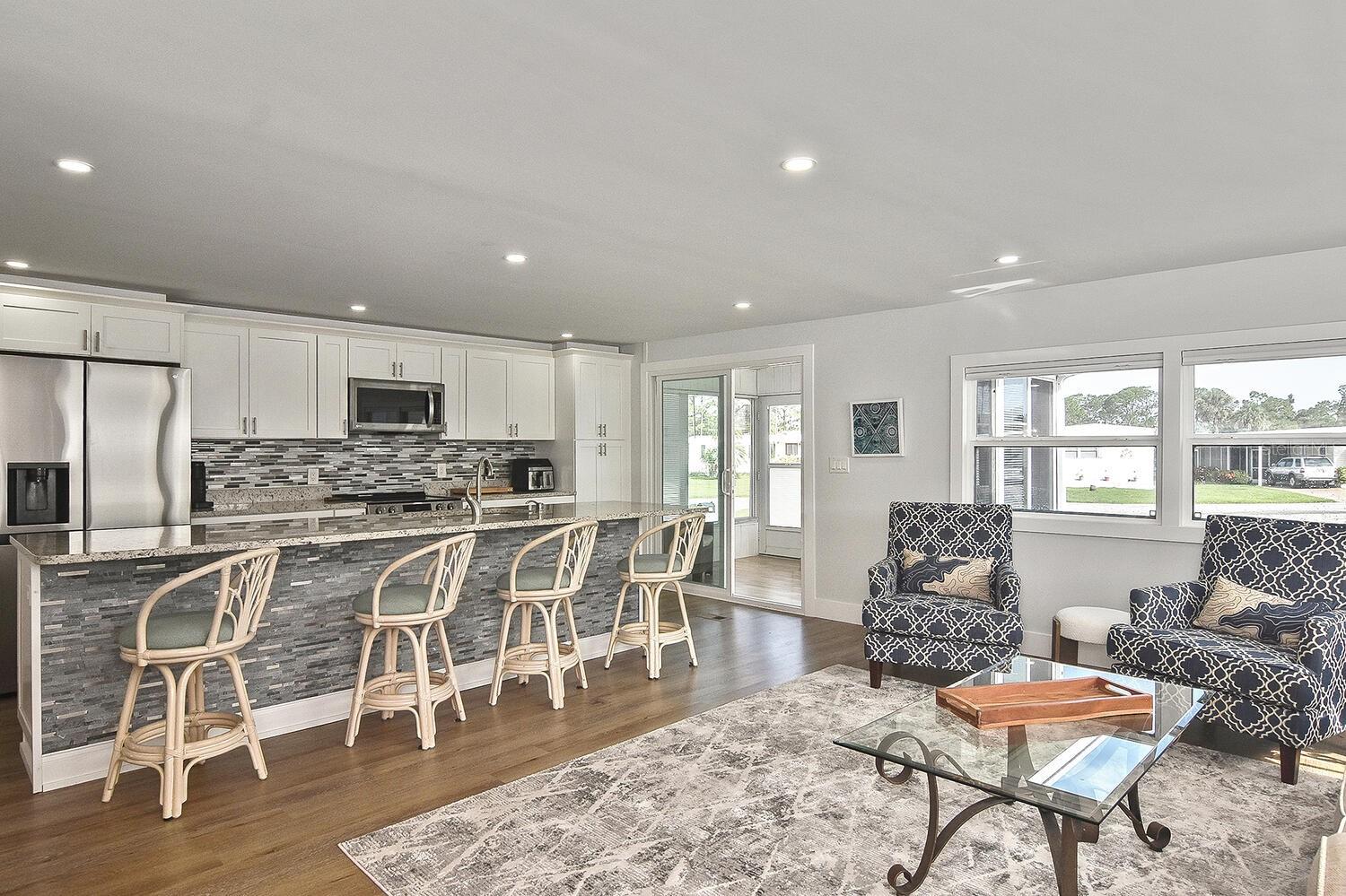 Image 14 of 73 For 6472 Keena Court