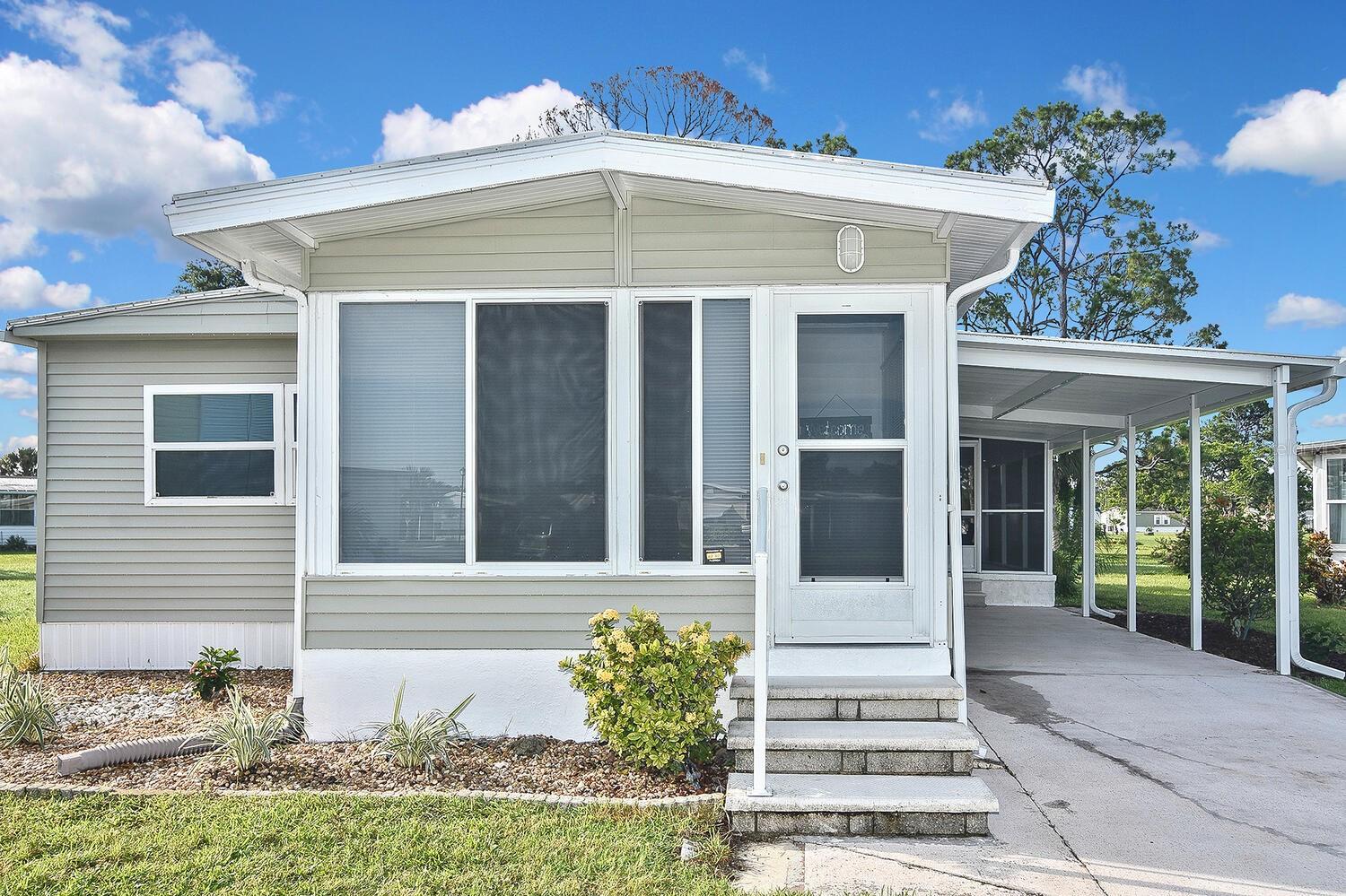 Image 45 of 73 For 6472 Keena Court