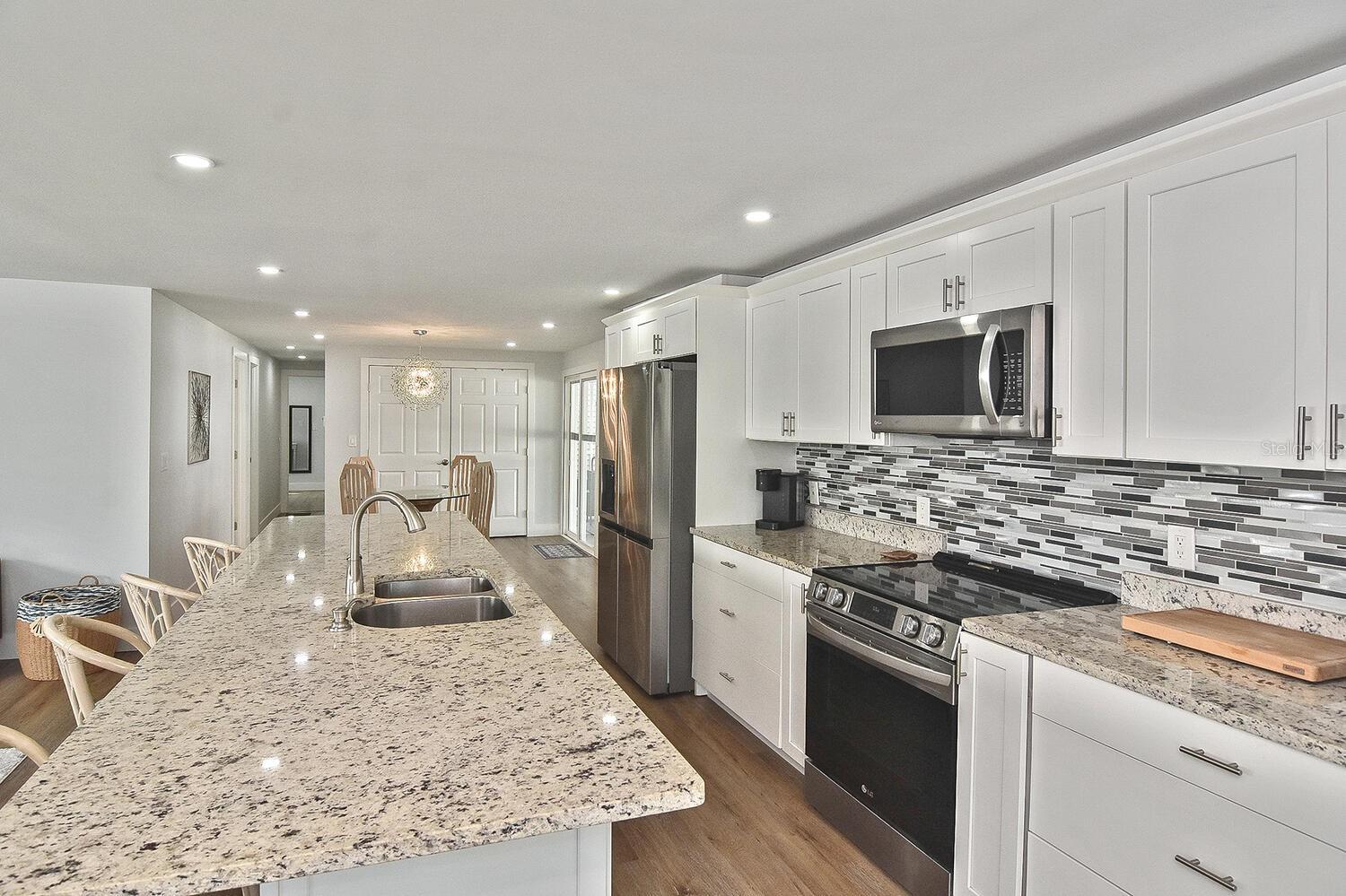 Image 8 of 73 For 6472 Keena Court