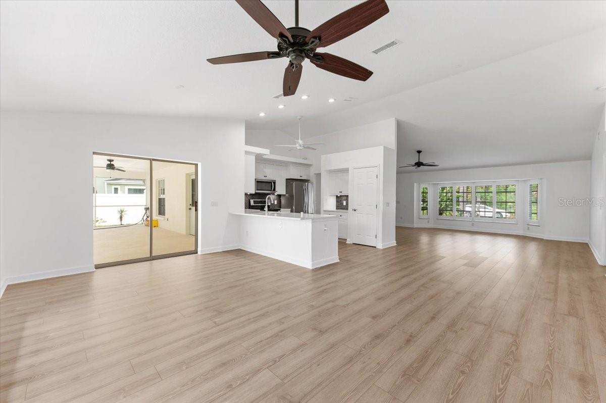 Image 16 of 40 For 3361 Briant Street