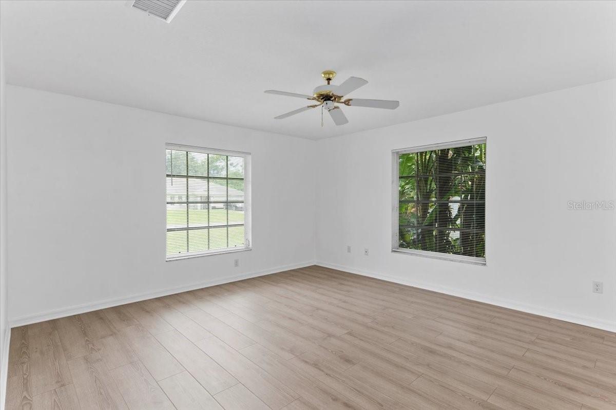 Image 19 of 40 For 3361 Briant Street