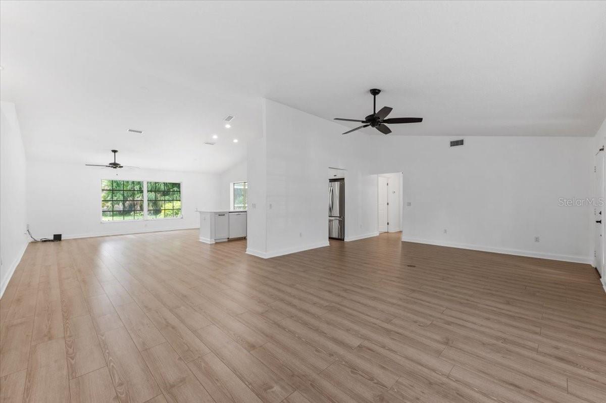 Image 8 of 40 For 3361 Briant Street
