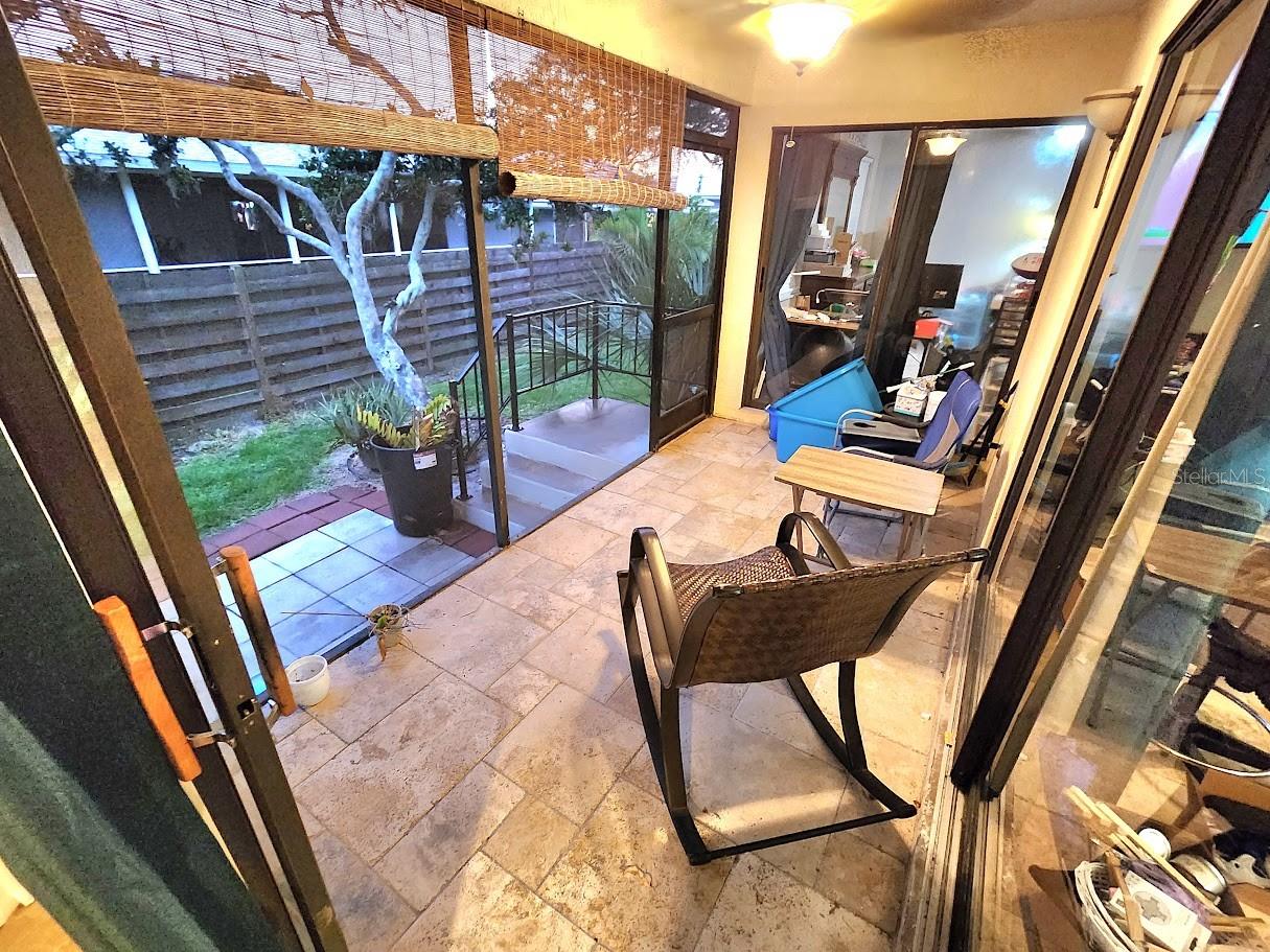 Image 19 of 30 For 817 Sorrento Place 817