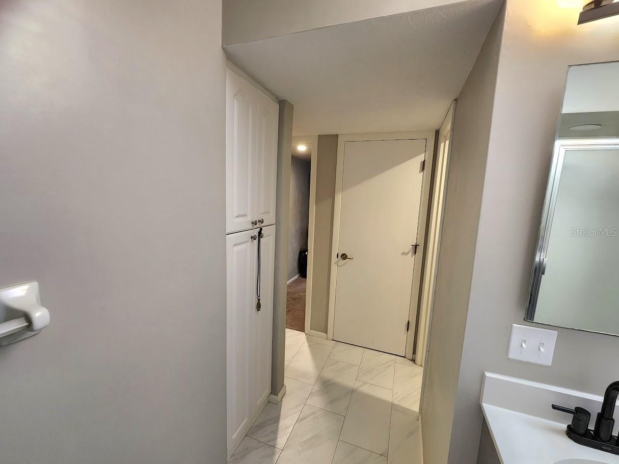 Image 21 of 30 For 817 Sorrento Place 817