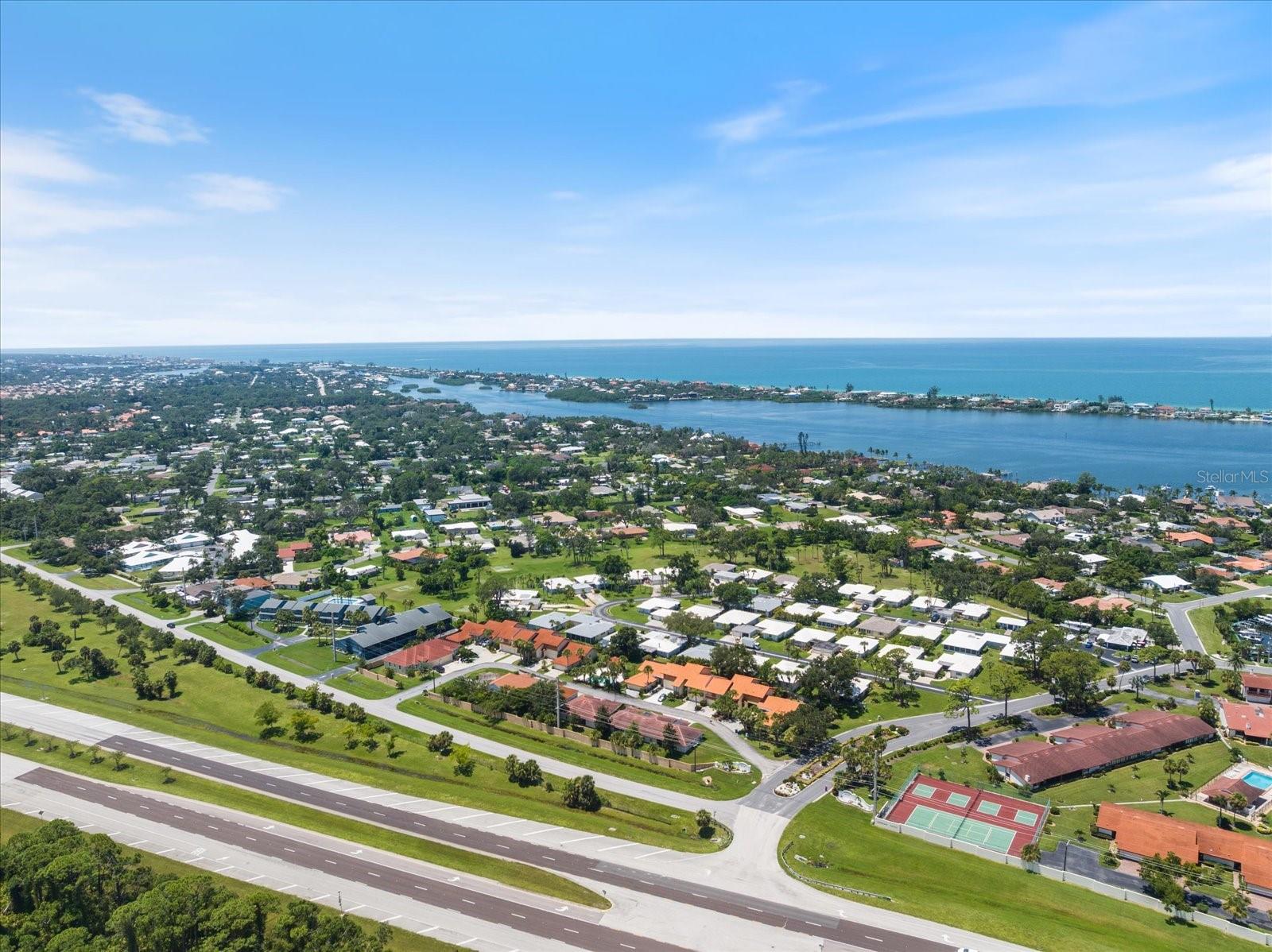 Image 60 of 81 For 817 Sorrento Place 817