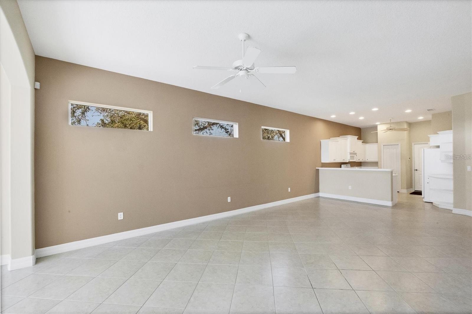 Image 14 of 40 For 9019 Eagle Bay Court