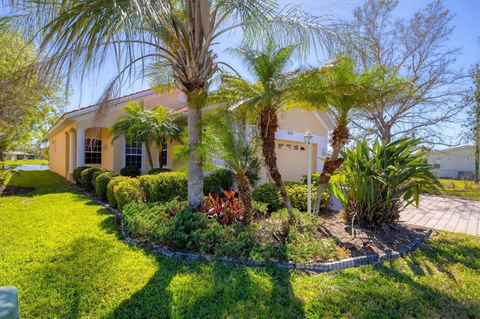 Image 2 of 40 For 9019 Eagle Bay Court