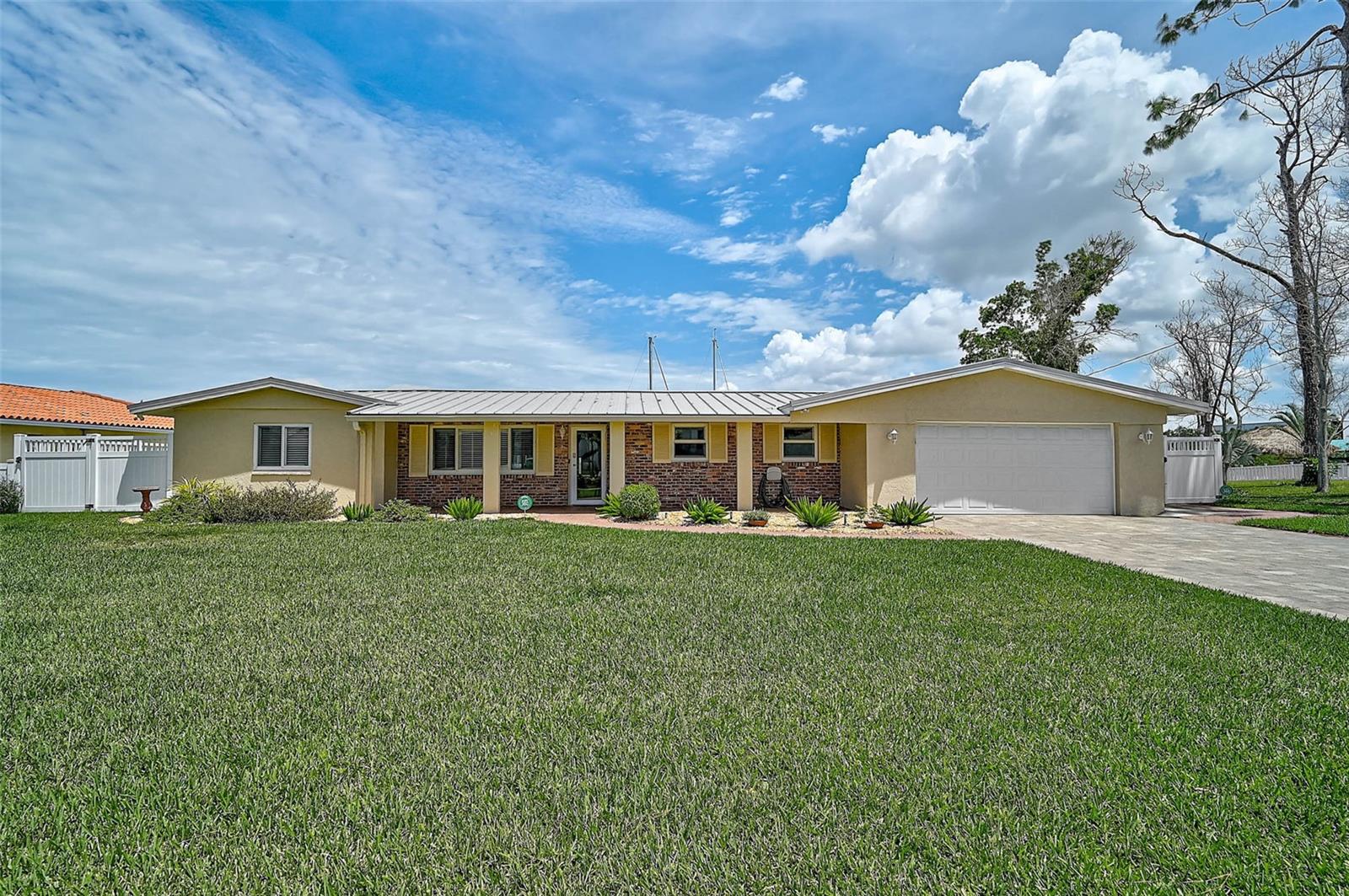 Details for 7118 Westmoreland Drive, SARASOTA, FL 34243