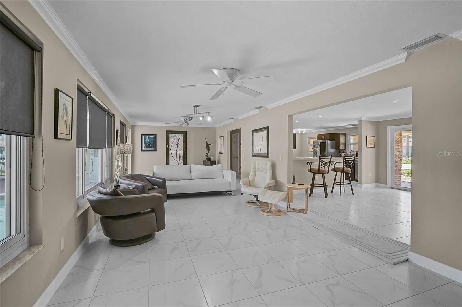 Image 23 of 49 For 7118 Westmoreland Drive