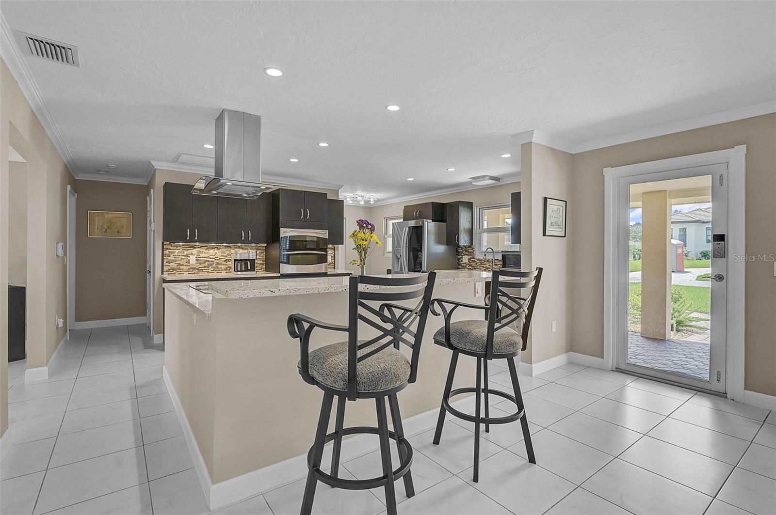 Image 5 of 49 For 7118 Westmoreland Drive