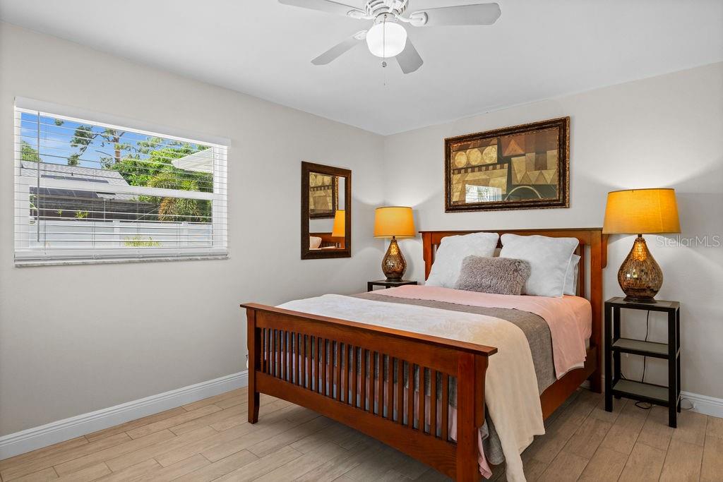 Image 14 of 36 For 1024 Horizon Road