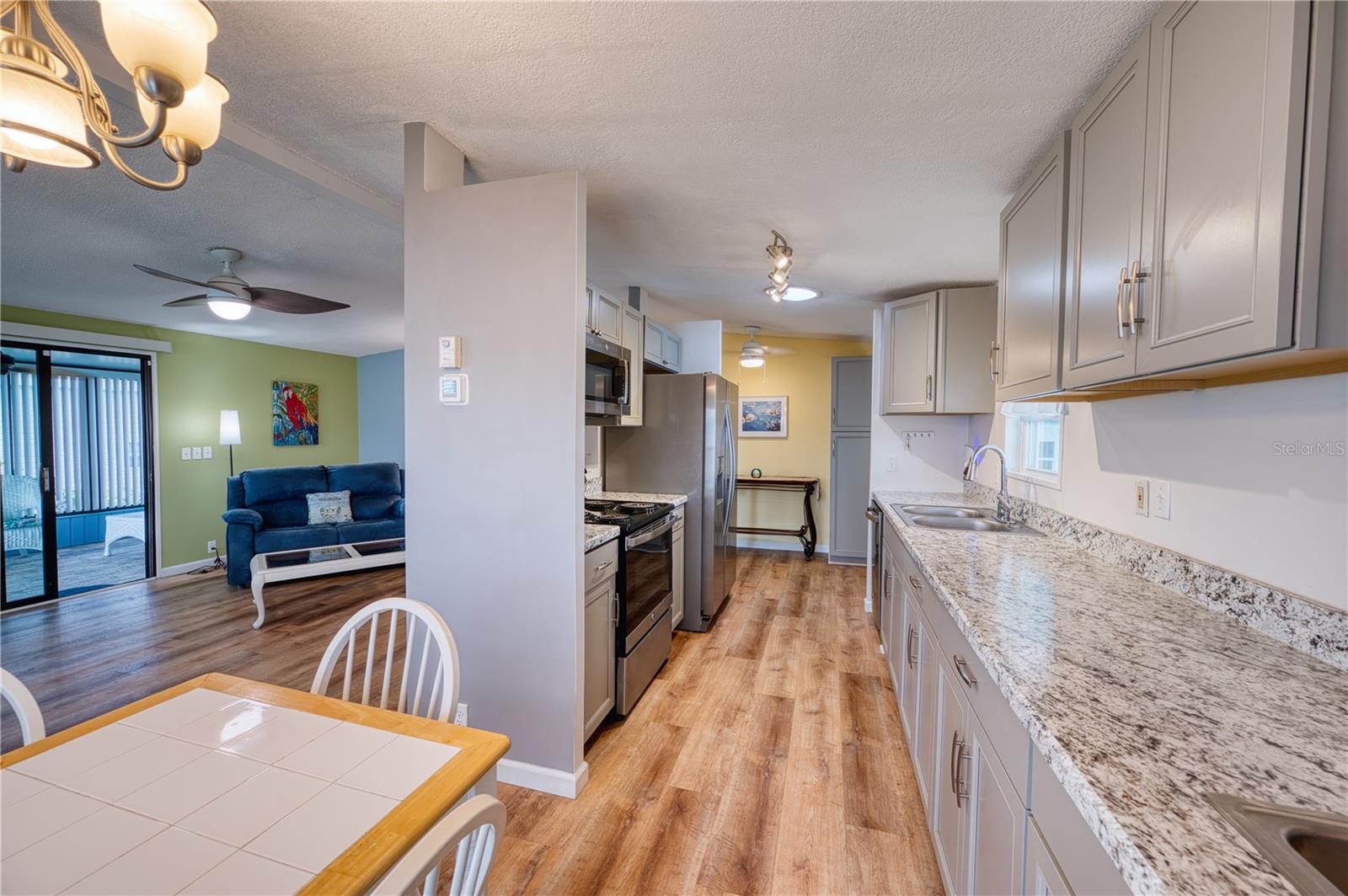 Image 3 of 28 For 6269 Parakeet Road