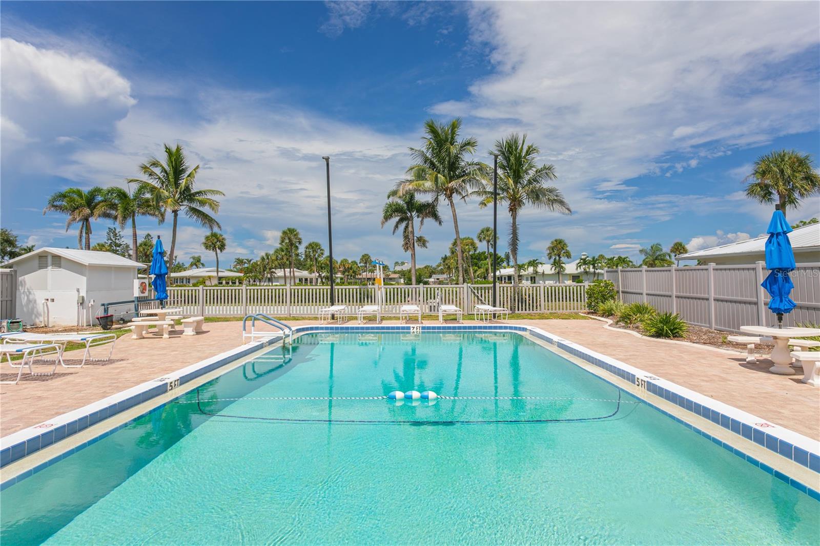 Image 39 of 62 For 214 Fair Winds Drive 214