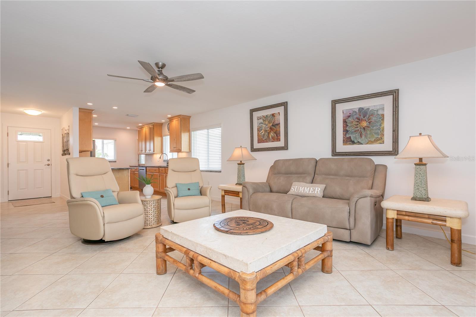 Image 7 of 62 For 214 Fair Winds Drive 214