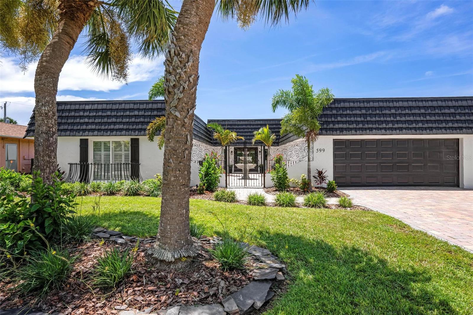 Image 6 of 79 For 599 Flamingo Drive