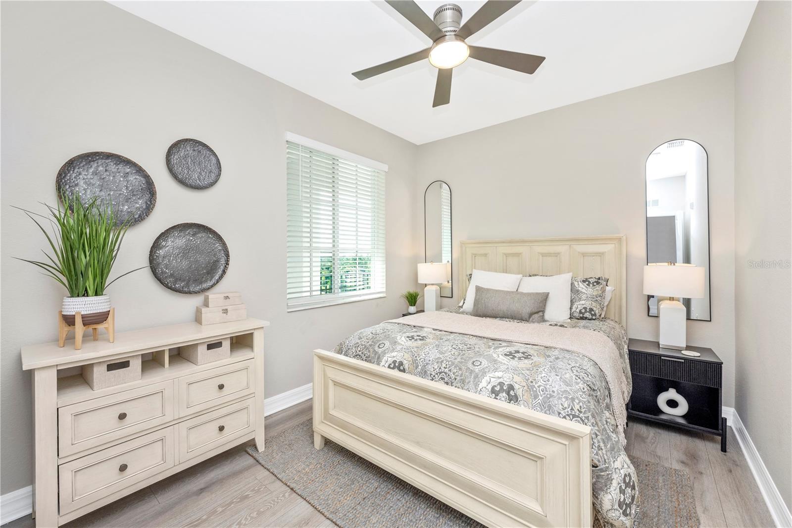 Image 28 of 100 For 12140 Wellen Golf Street 401