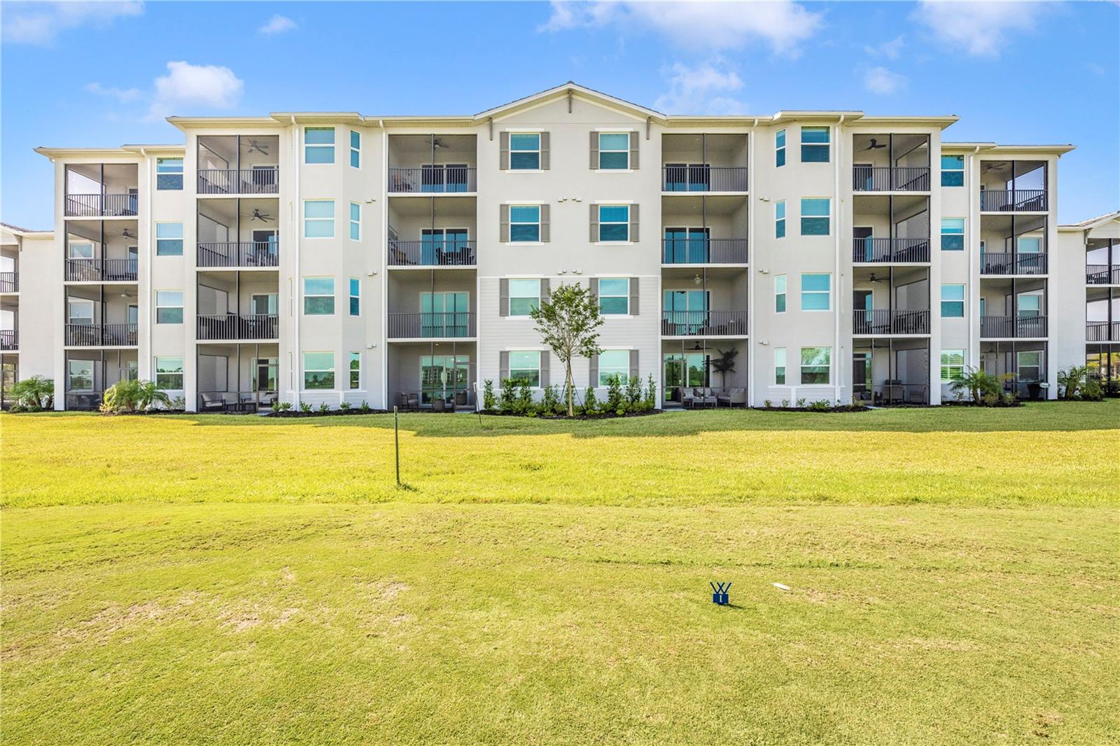 Image 37 of 100 For 12140 Wellen Golf Street 401