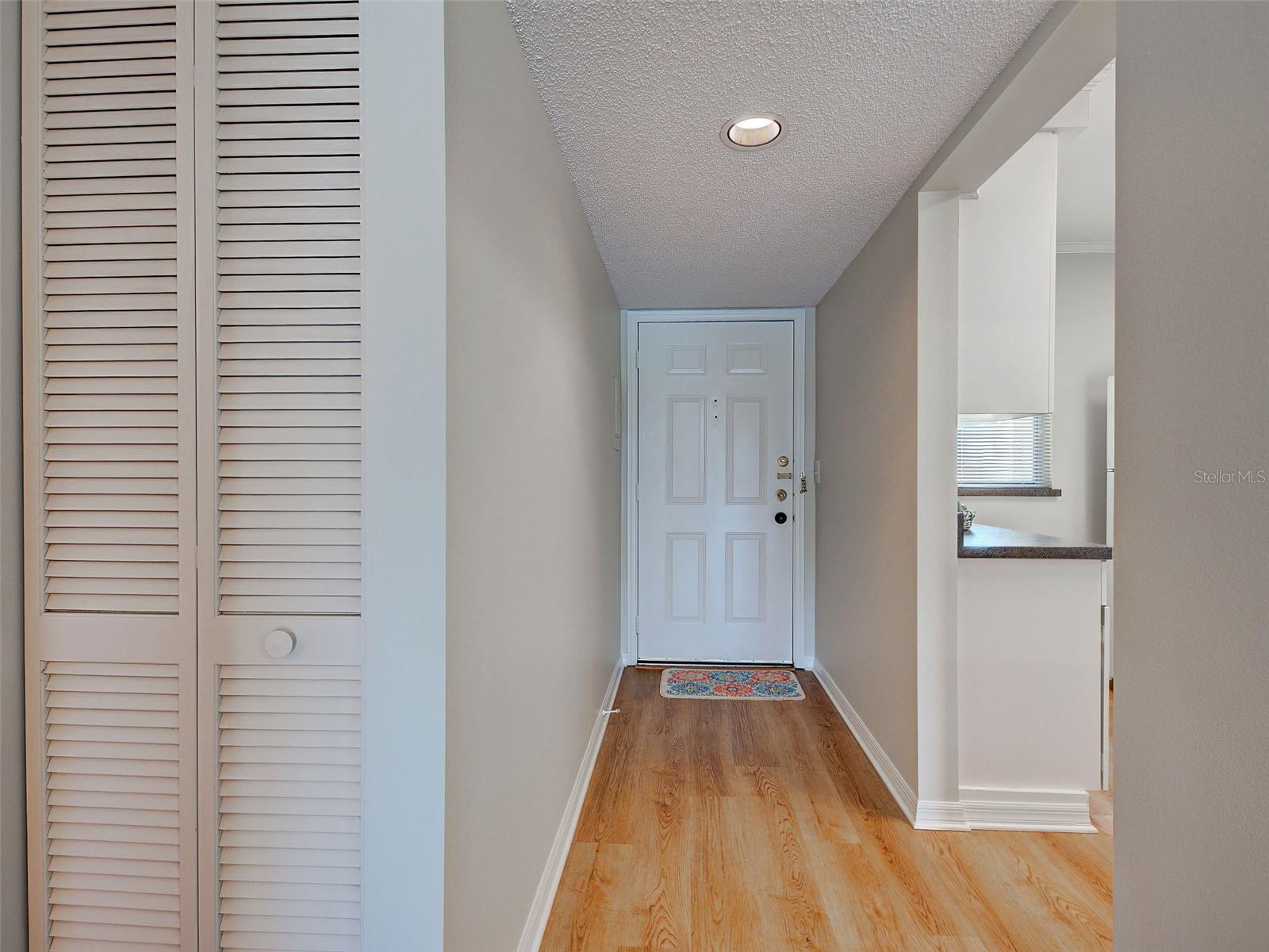 Image 12 of 54 For 406 Cerromar Circle N 222