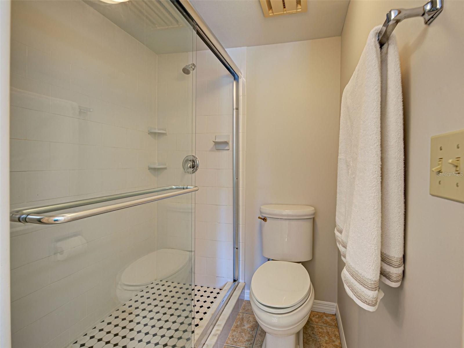 Image 34 of 54 For 406 Cerromar Circle N 222