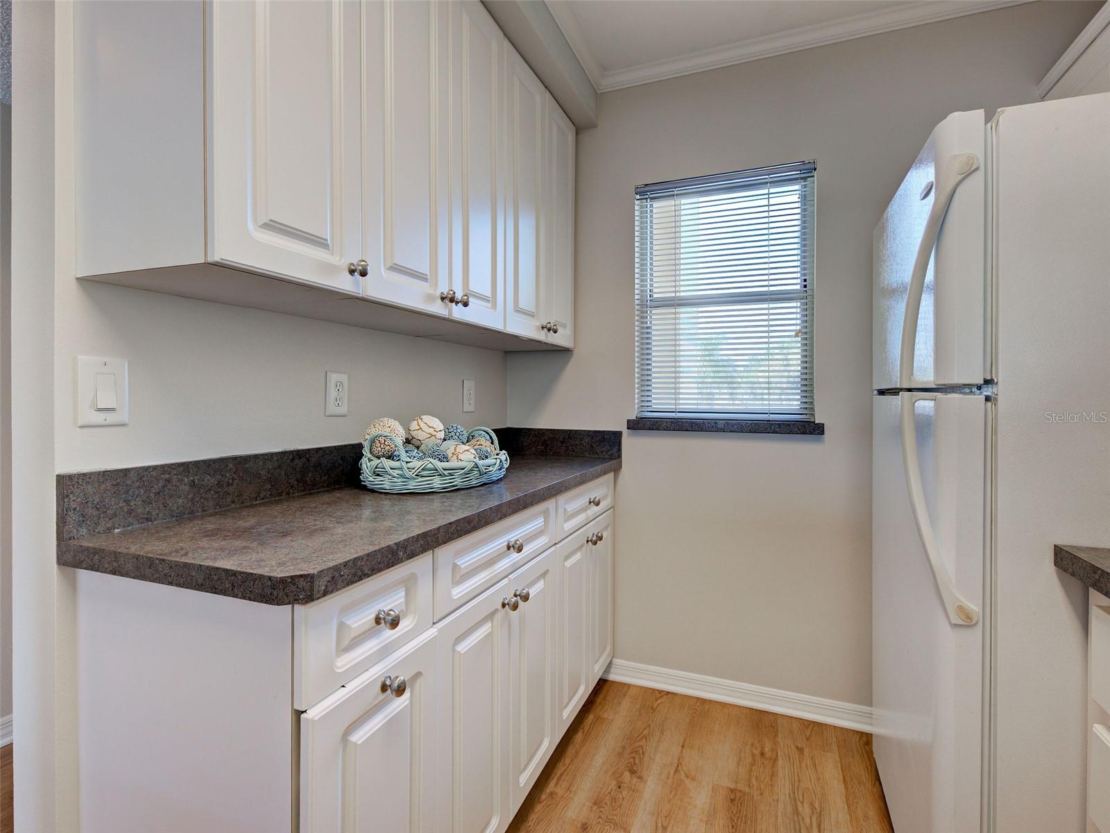 Image 8 of 54 For 406 Cerromar Circle N 222