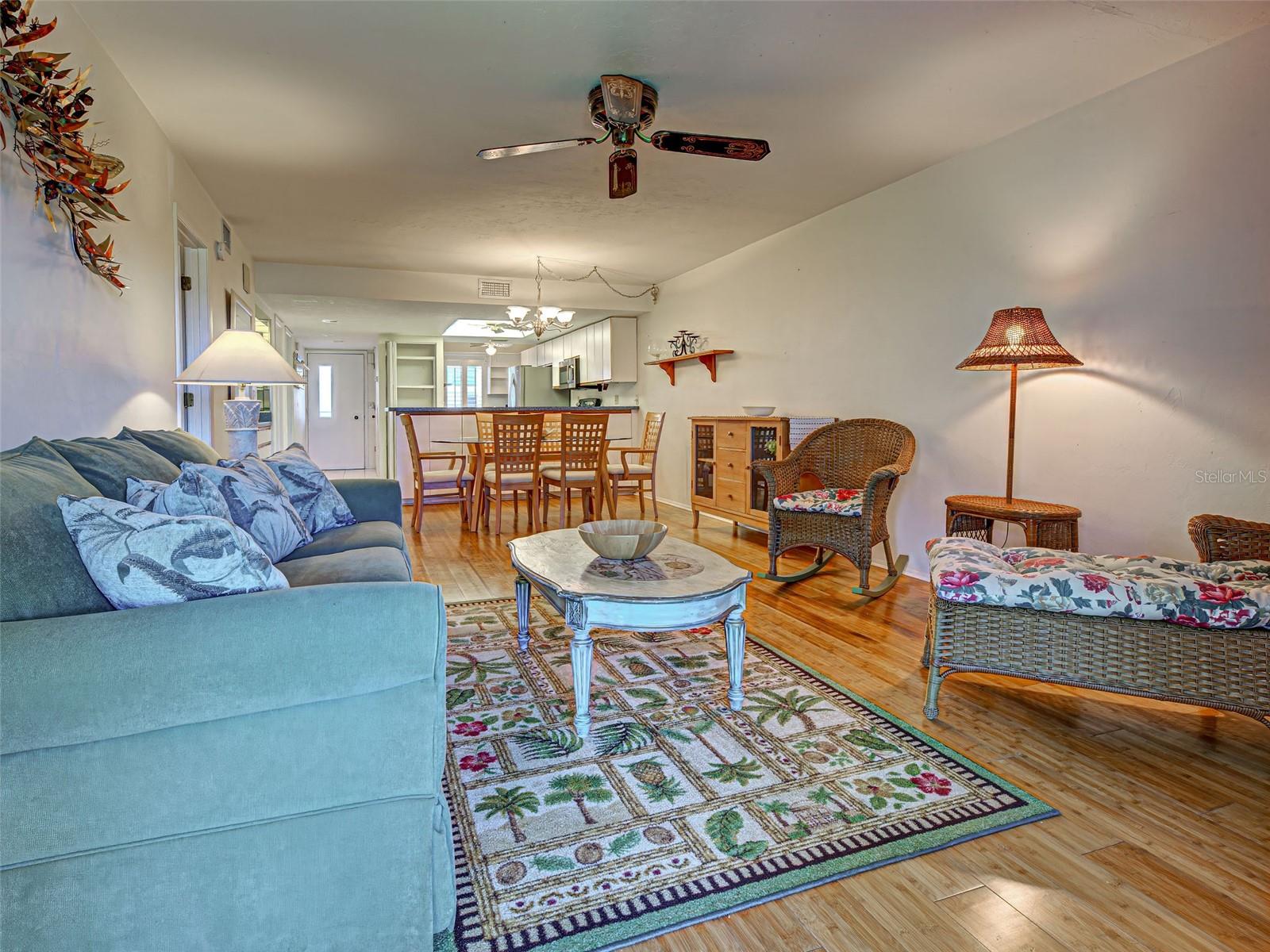 Image 29 of 55 For 6800 Placida Road 112