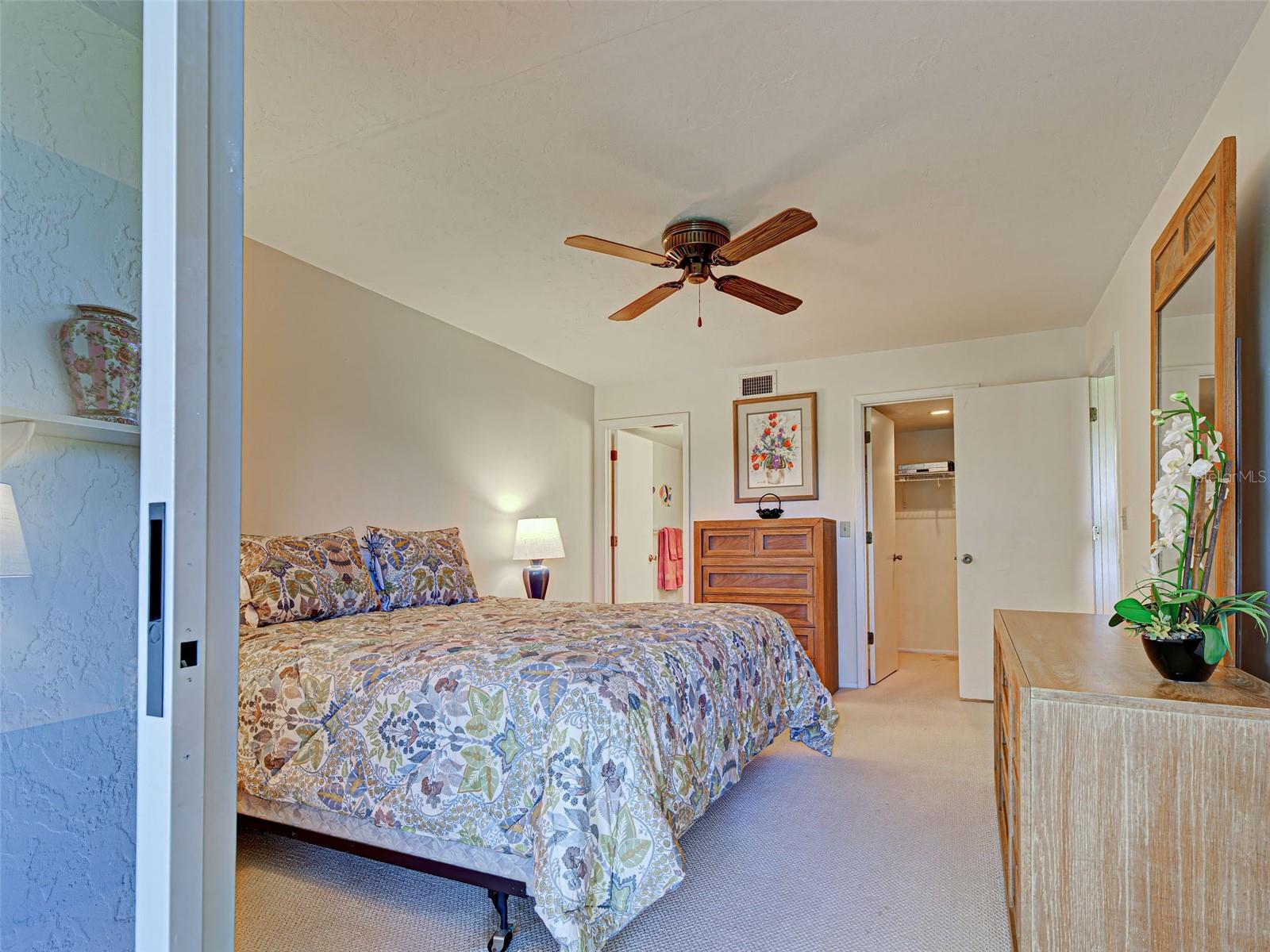 Image 30 of 55 For 6800 Placida Road 112