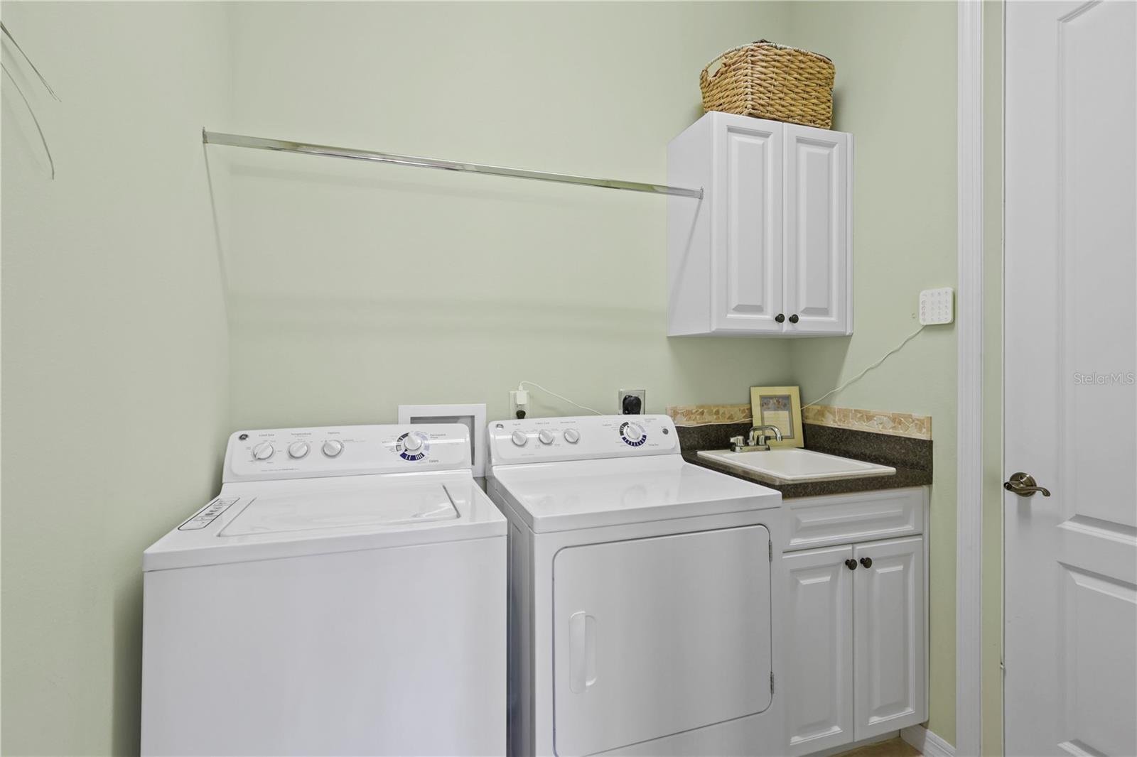Image 35 of 56 For 11161 Staveley Court