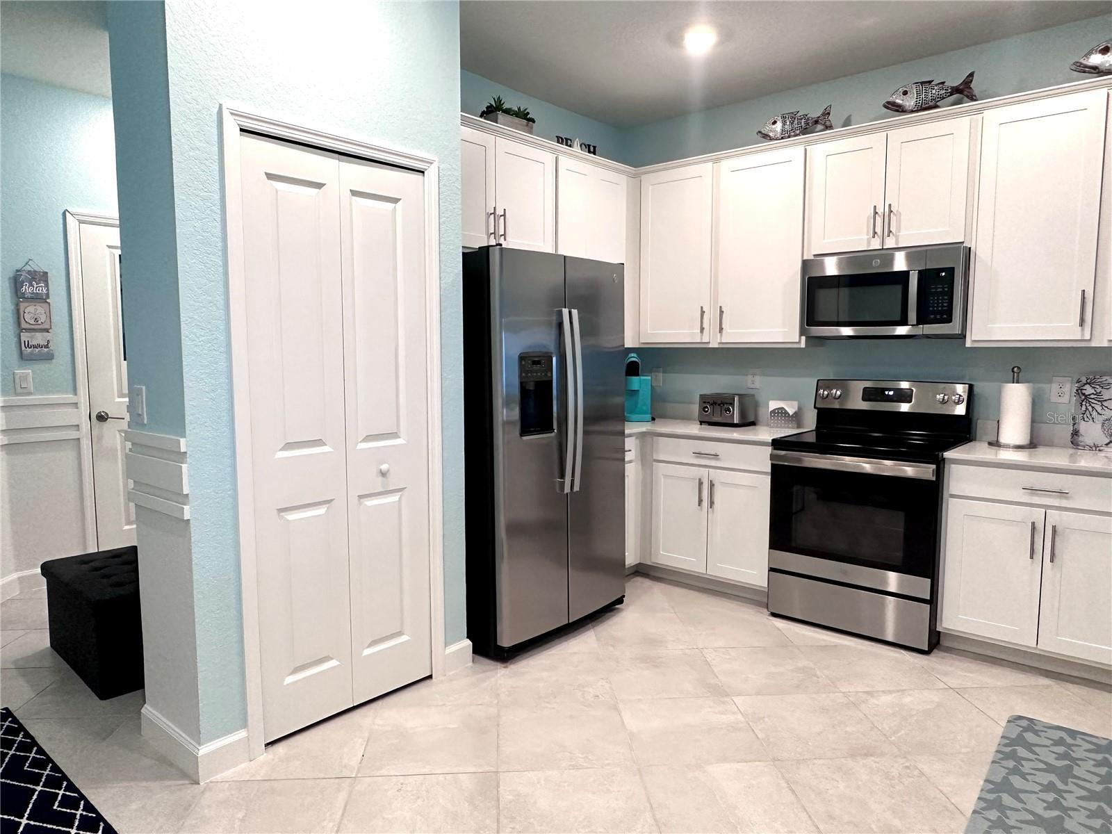 Image 5 of 27 For 8746 Saint Kitts Circle