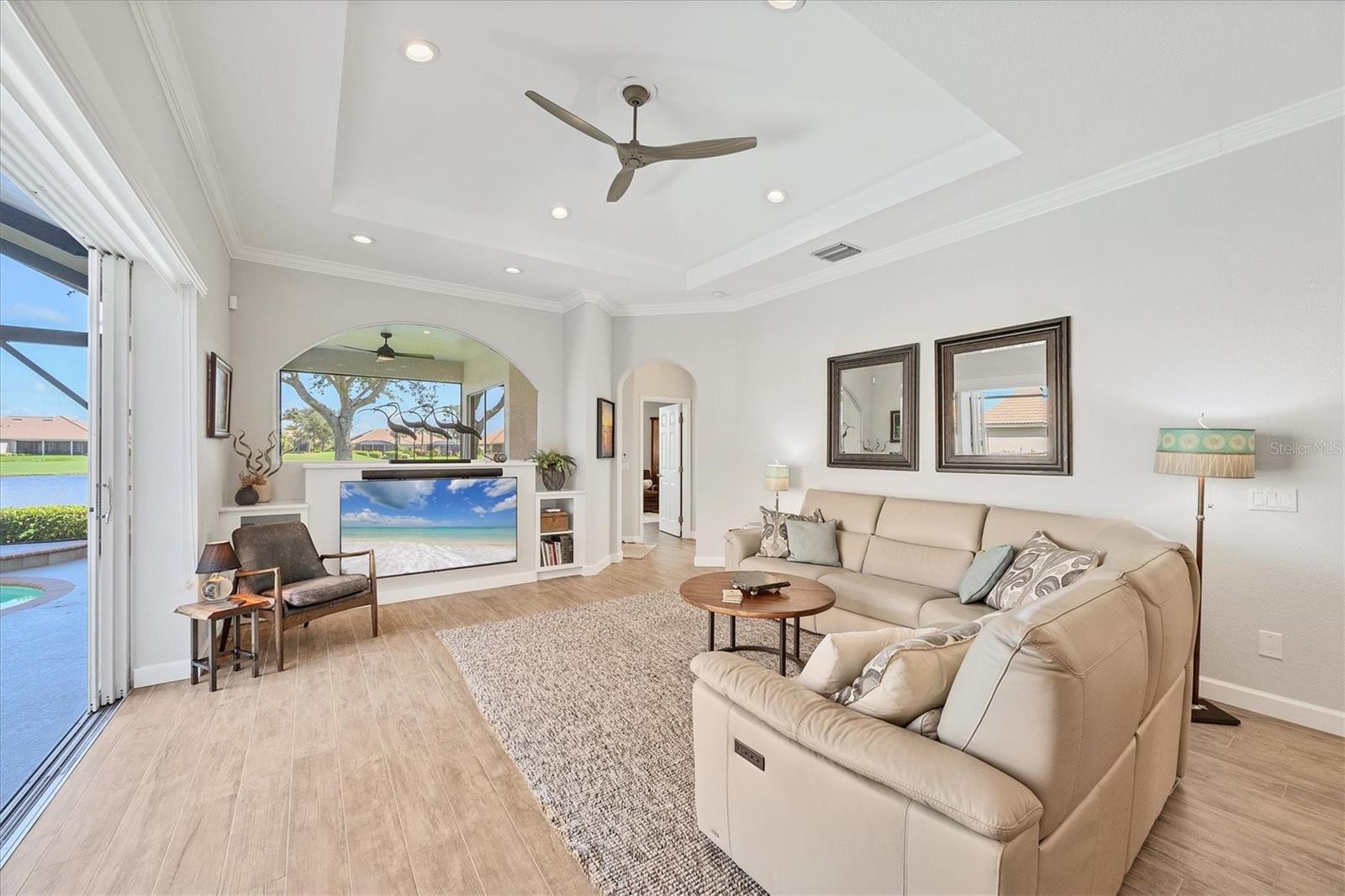 Image 18 of 88 For 5338 Pine Shadow Lane