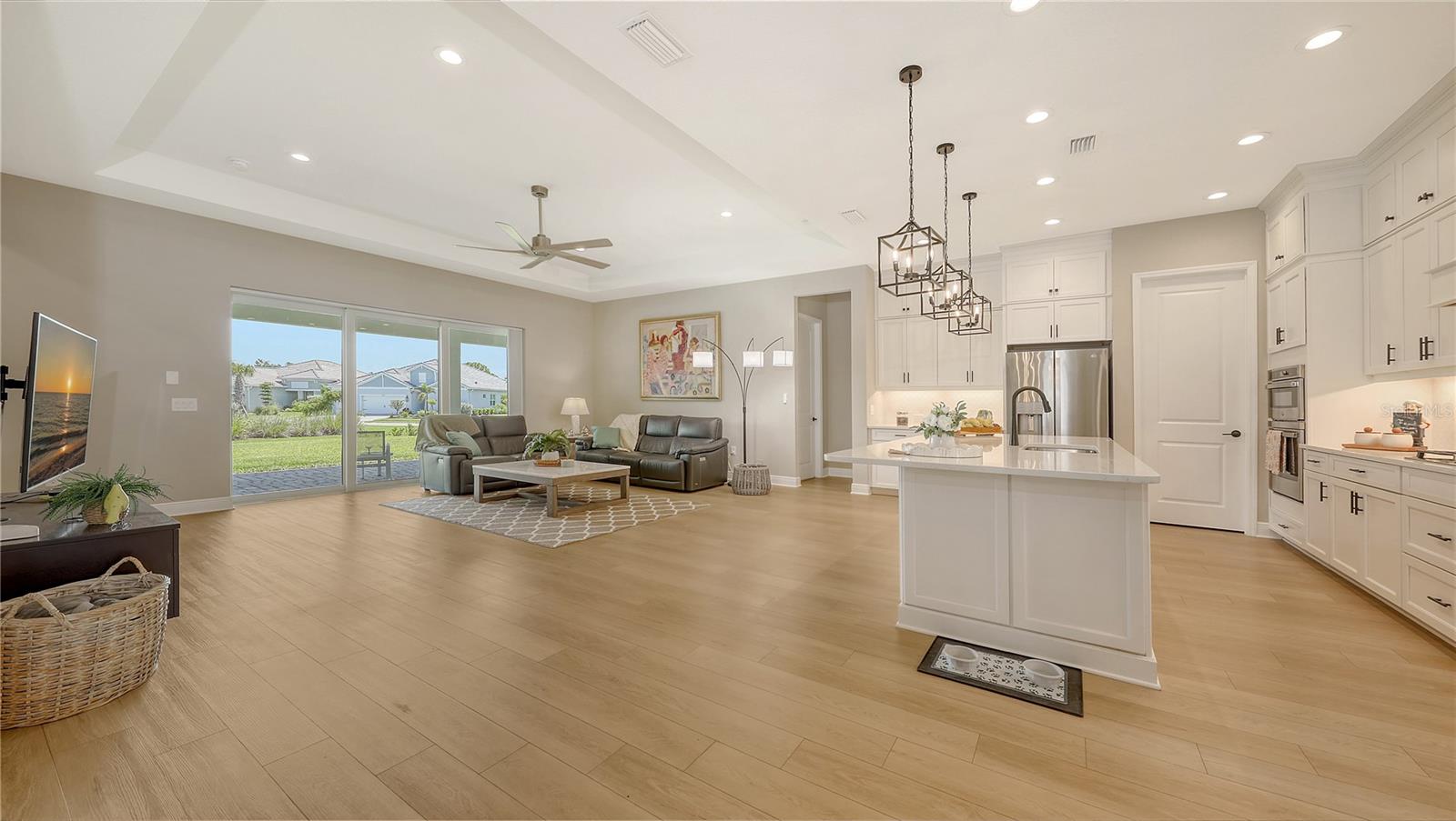 Image 5 of 47 For 12448 Meribel Street